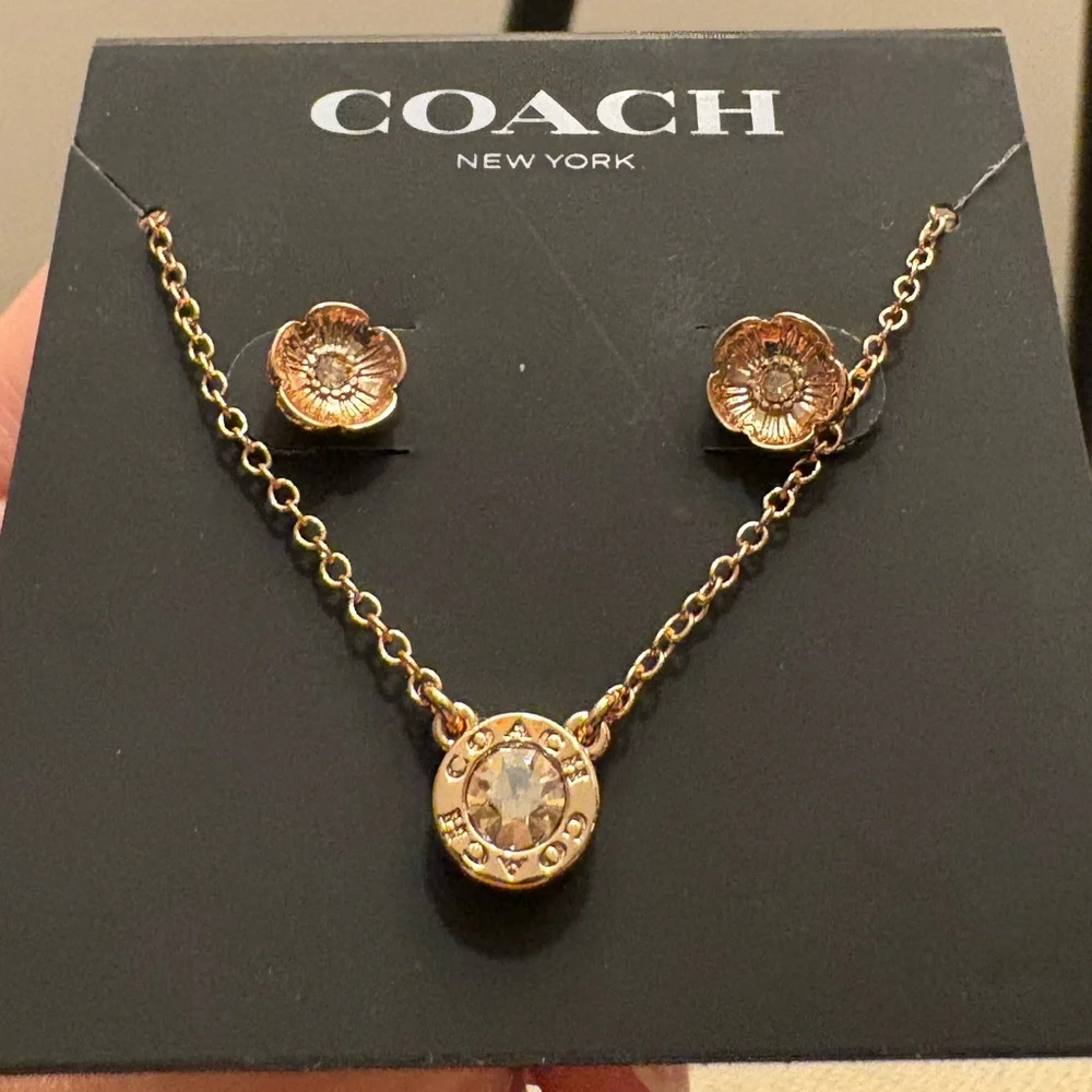 Coach Tea Rose Pendant Necklace and Earrings Gift Set | NWT | Beautiful Gift - Picture 9 of 11